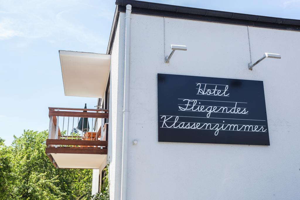 Hotel Fliegendes Klassenzimmer Bad Berleburg Exterior foto